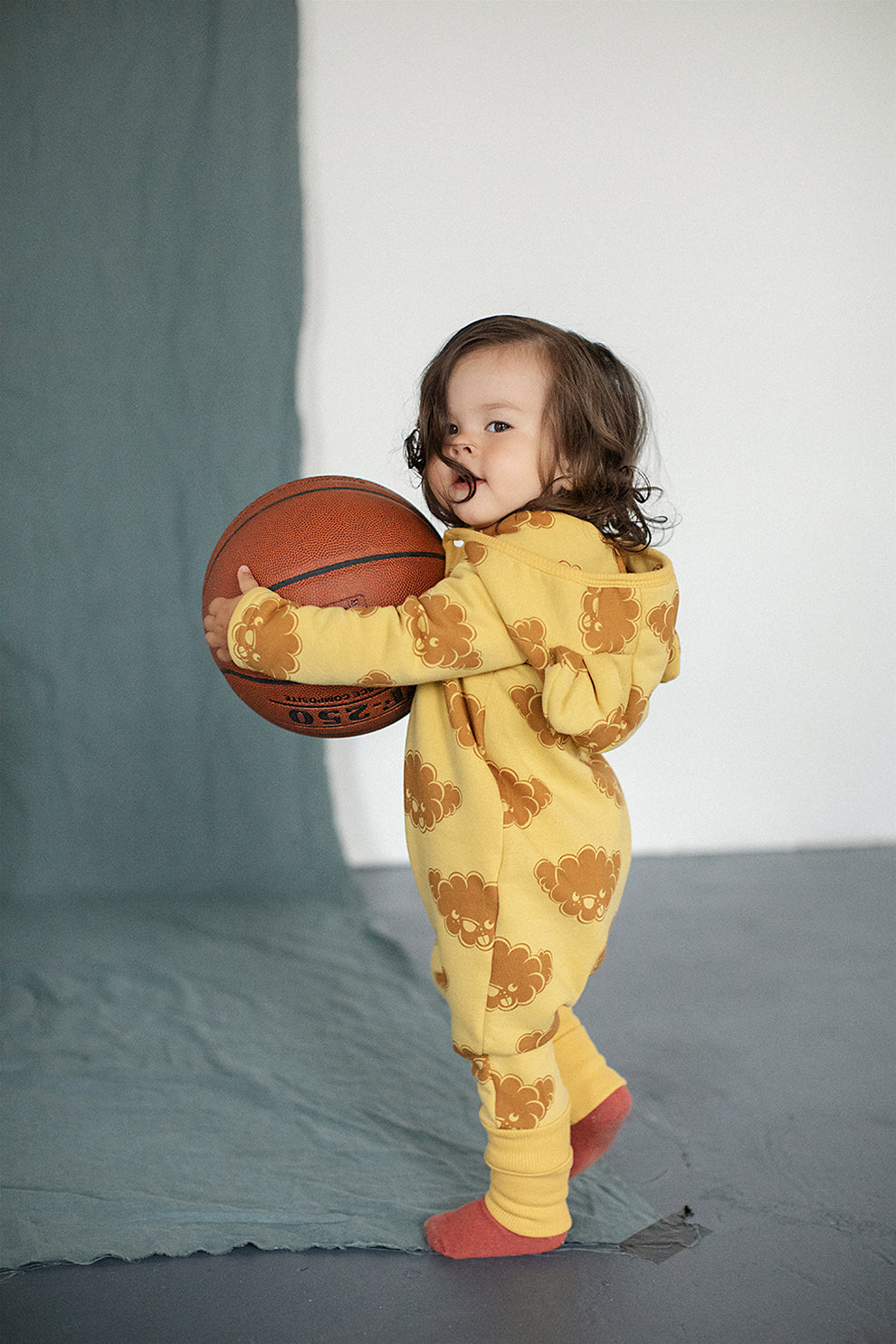 Jumpsuit met oortjes in Geel met Wolken