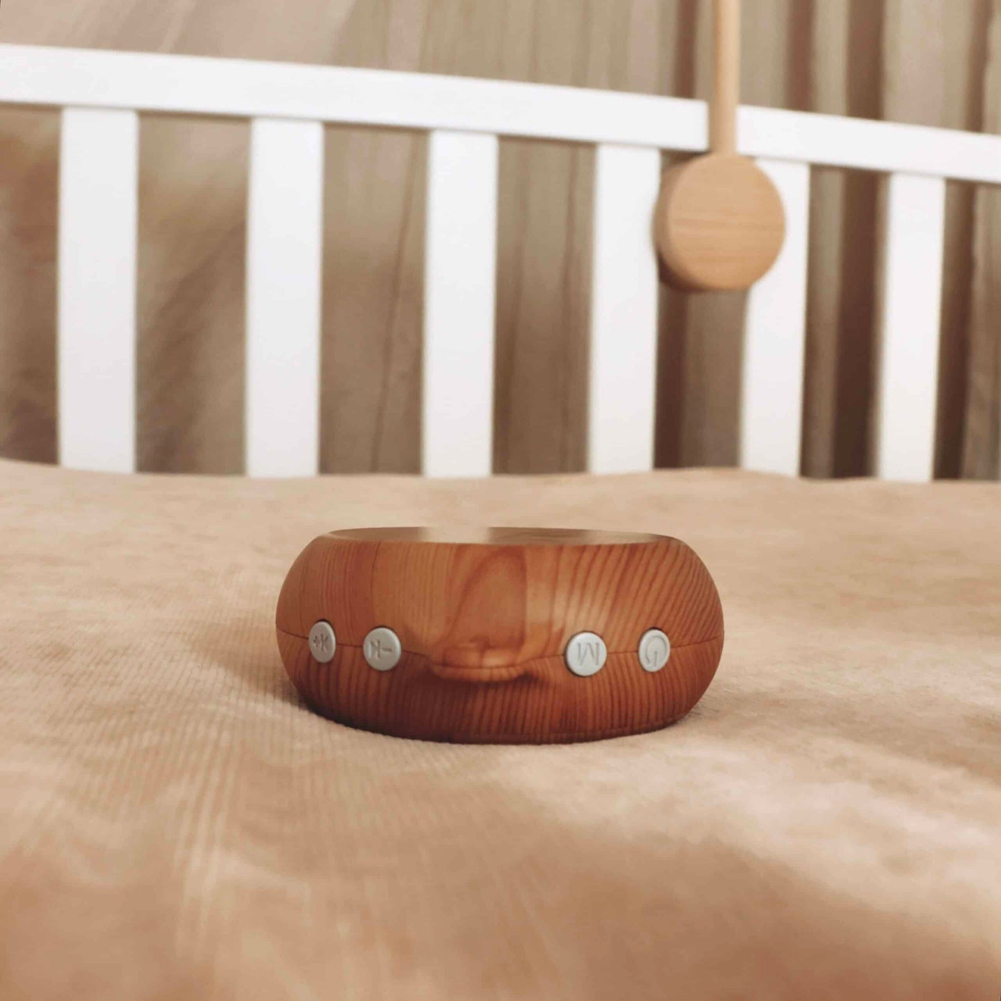 Battery music box for wooden mobile