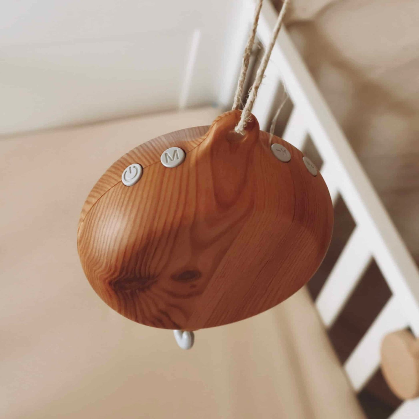 Battery music box for wooden mobile