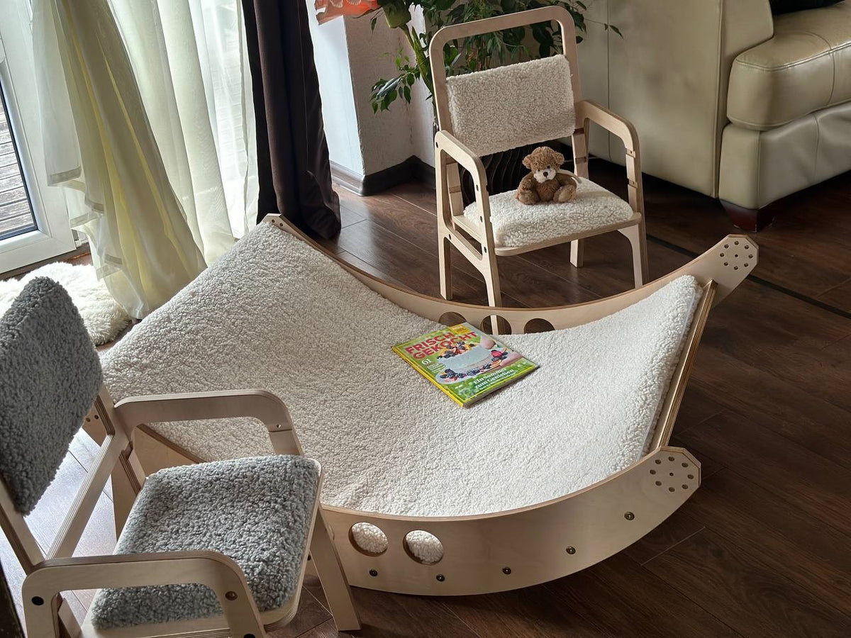Verstelbare kinderstoel Luula in Cloud Mouse