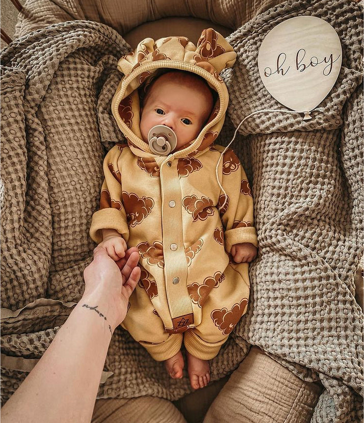 Jumpsuit met oortjes in Geel met Wolken