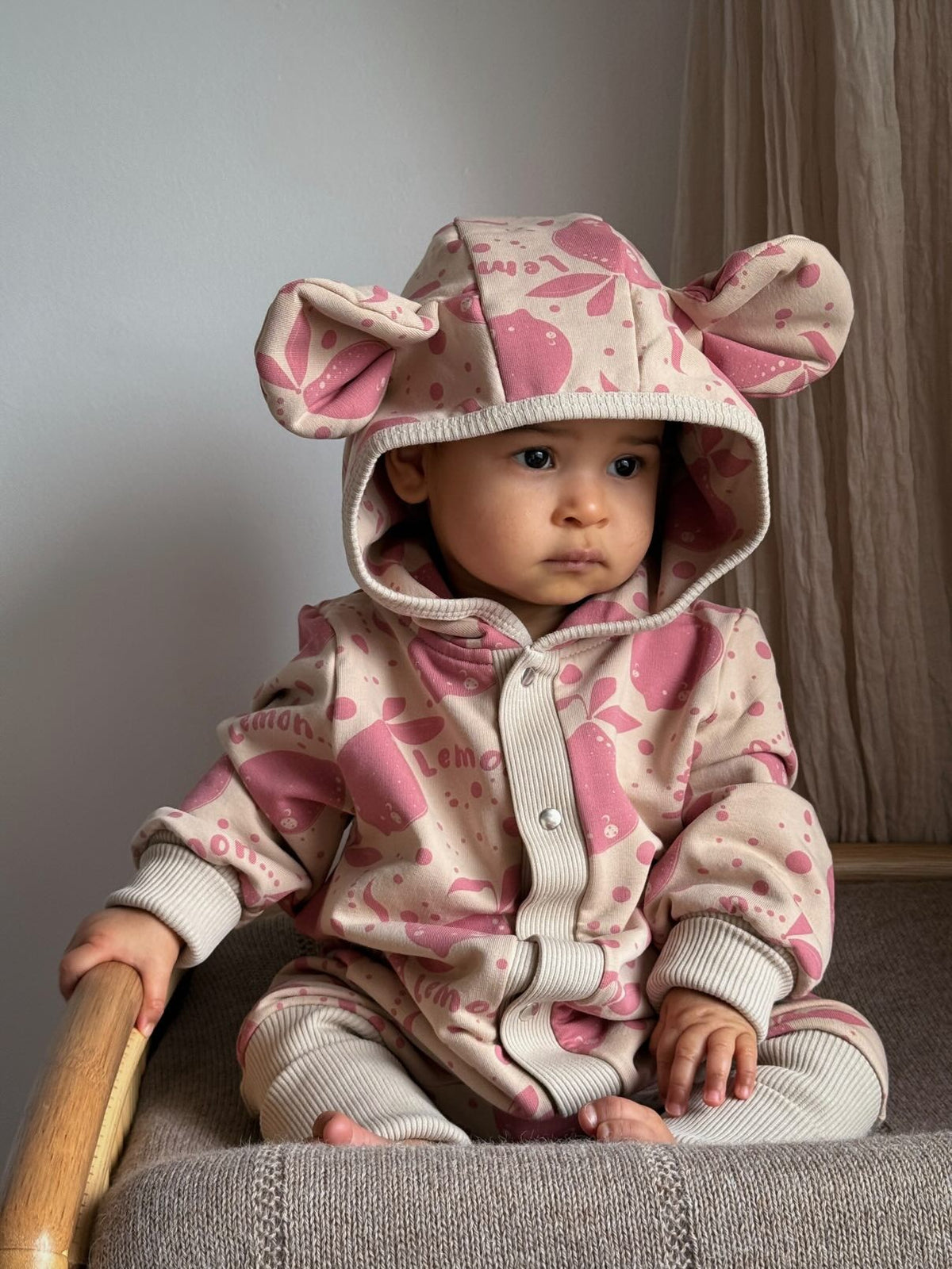 Jumpsuit met oortjes in Beige Citroenen
