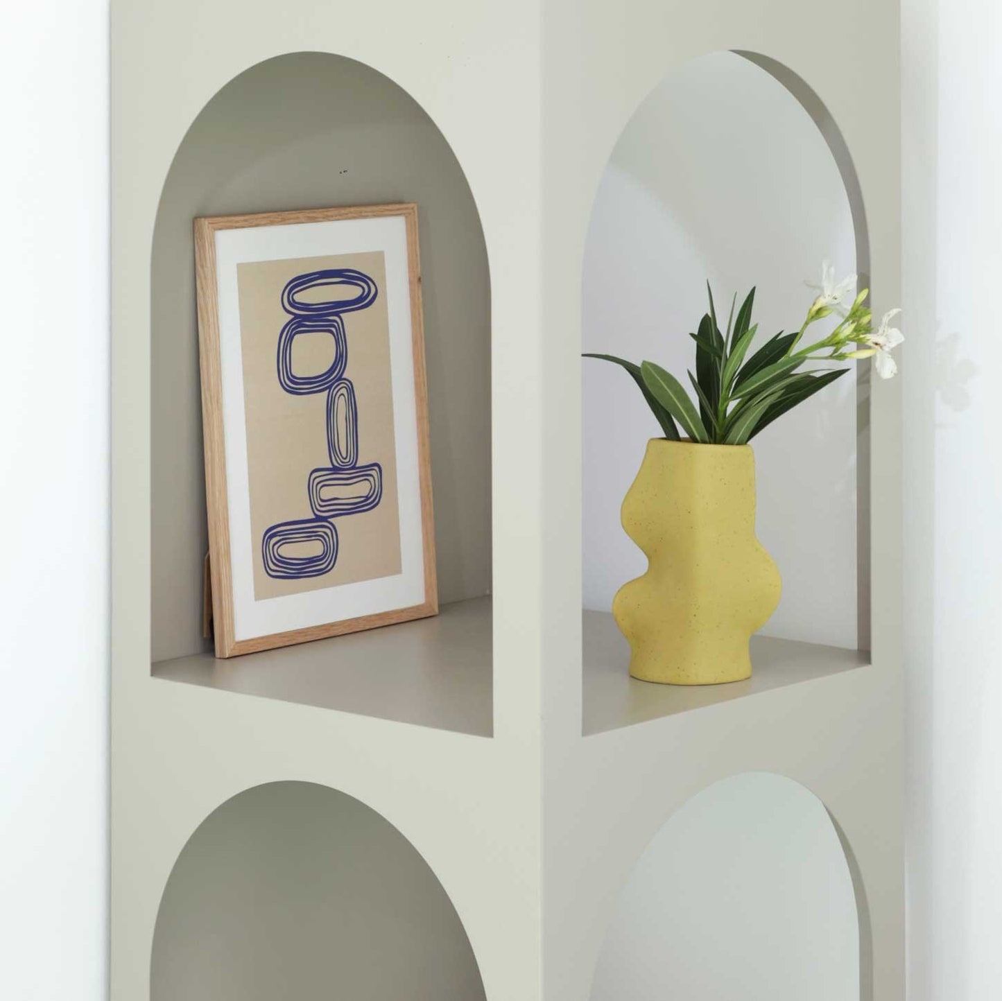 Fluxo Ceramic Vase Medium - Pistachio